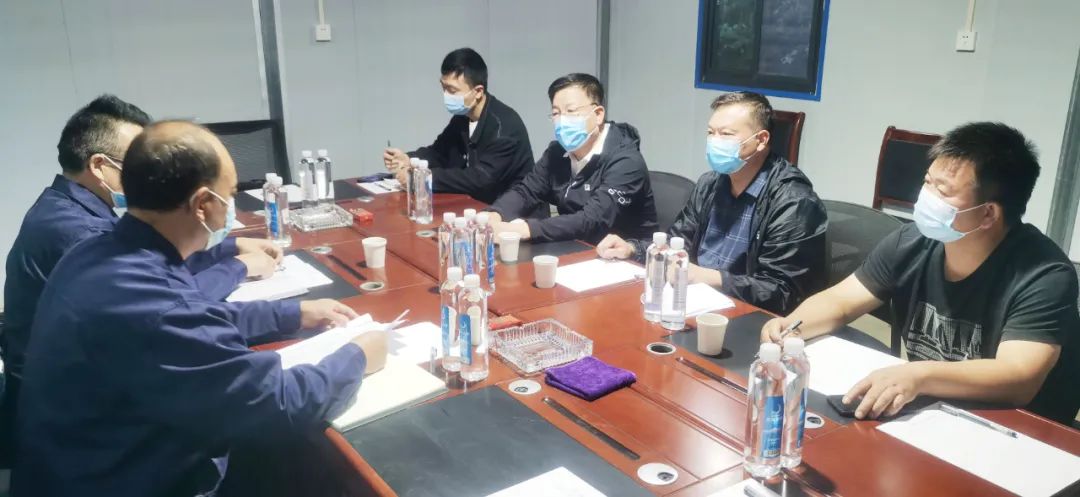 盧氏縣人民政府副縣長(zhǎng)呂宏偉國(guó)慶節(jié)前到中科礦業(yè)檢查安全生產(chǎn)工作